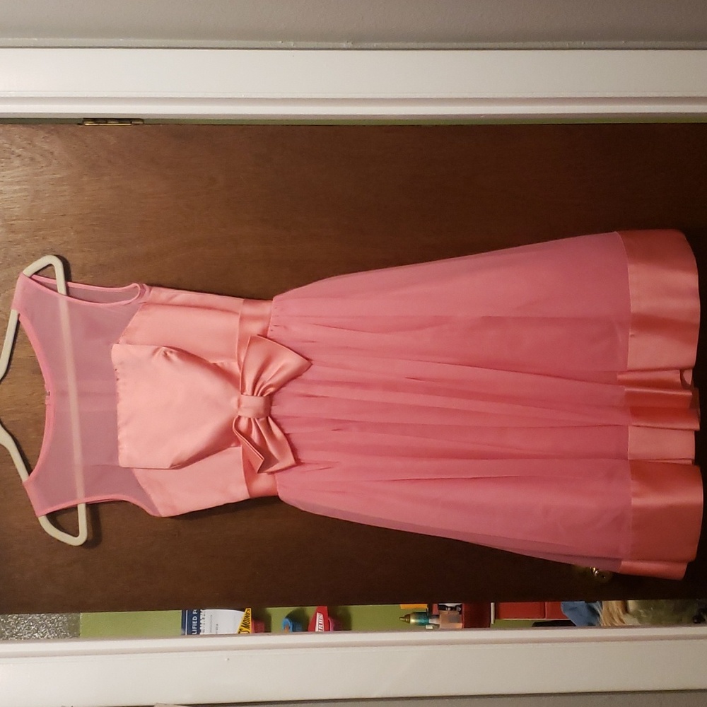 Pink bow dress